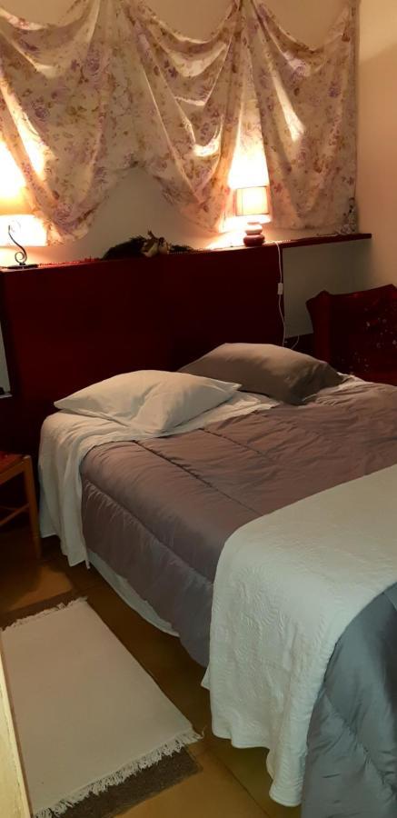 Chez Josie, Gîte et jardin privé, indépendant, calme, parking gratuit, Francheville  Extérieur photo